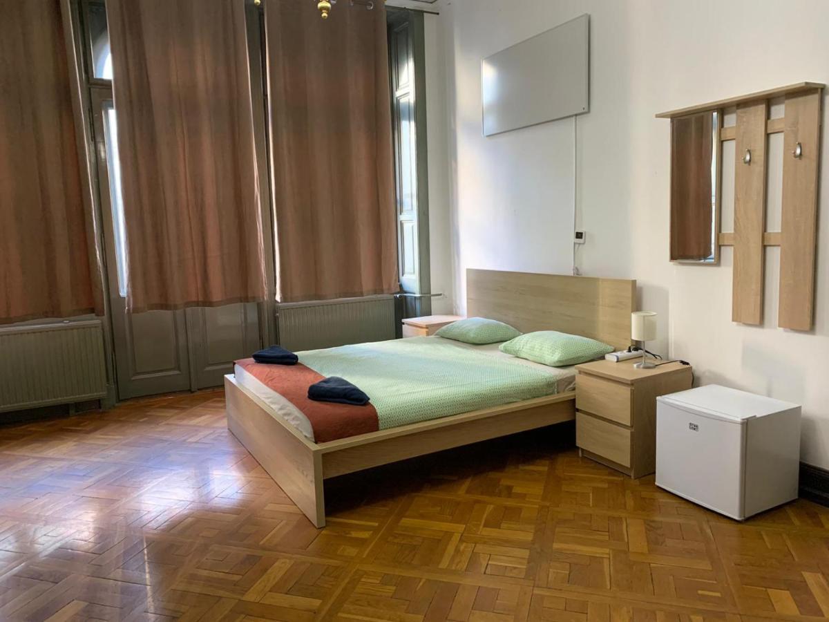 Kecskemeti Rooms Budapest Luaran gambar